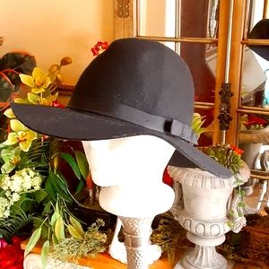 Annie Hall BRIXTON, Size 7 1/4, Wool Felt, Unformed, Banded Fedora